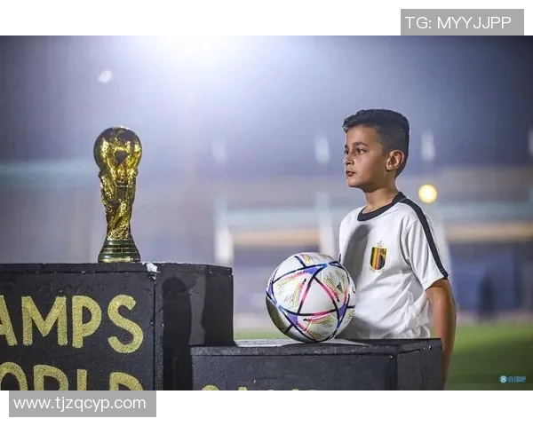 日本足球明星小男孩的成长故事与梦想追逐之旅