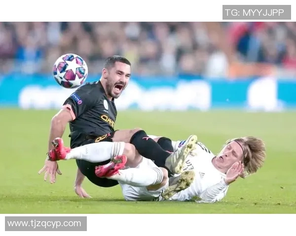 足球明星表情包图文版带你领略球场激情与幽默瞬间的完美结合